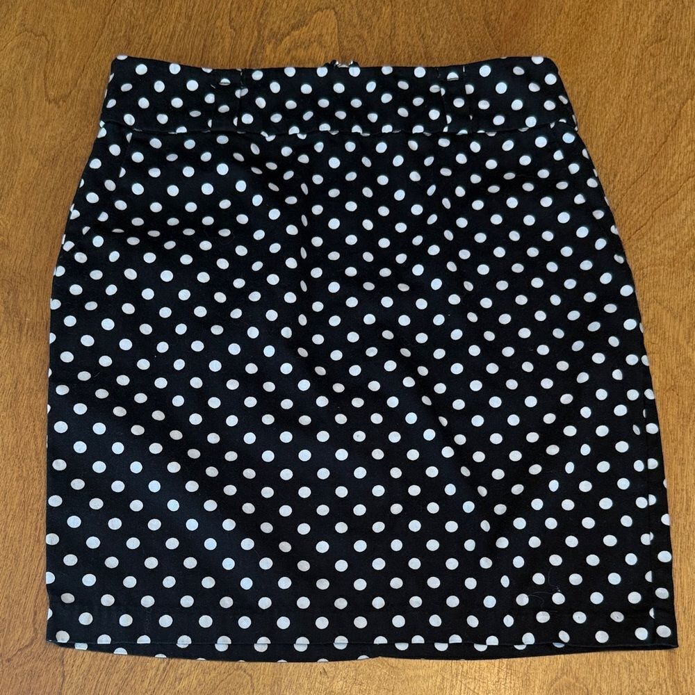 Forever 21 Black and White Polka Dot Pencil Skirt